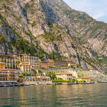 Апартаменты Limone Downtown Лимоне-суль-Гарда Экстерьер фото